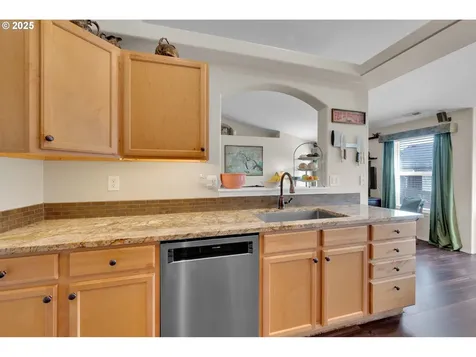 6057 Pebble Court Springfield OR 97478