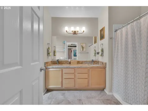 6057 Pebble Court Springfield OR 97478