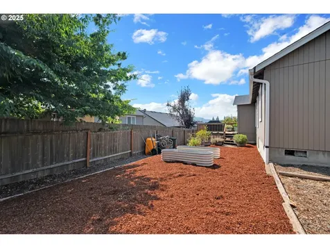 6057 Pebble Court Springfield OR 97478