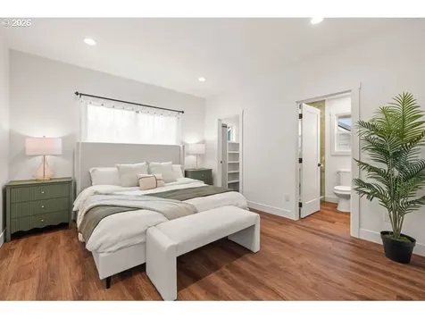 718 W 19th Street Vancouver WA 98660