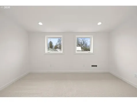 718 W 19th Street Vancouver WA 98660