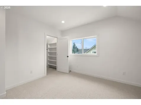 718 W 19th Street Vancouver WA 98660