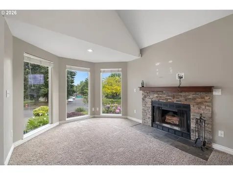 4223 SE Anderegg Drive Portland OR 97236