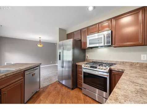 4223 SE Anderegg Drive Portland OR 97236