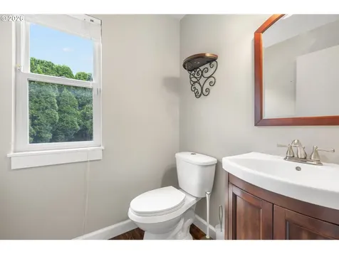 4223 SE Anderegg Drive Portland OR 97236