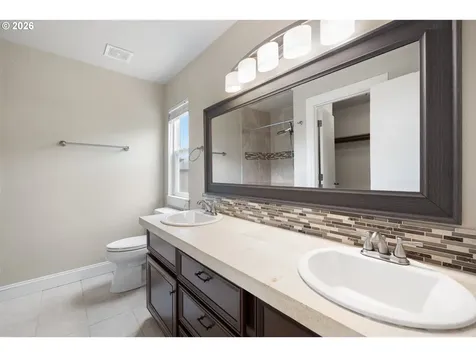 4223 SE Anderegg Drive Portland OR 97236