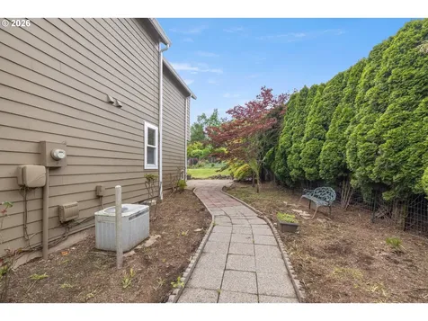 4223 SE Anderegg Drive Portland OR 97236