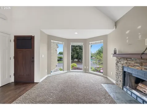 4223 SE Anderegg Drive Portland OR 97236
