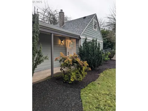 3054 NE 102nd Avenue Portland OR 97220