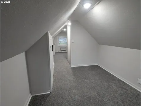 3054 NE 102nd Avenue Portland OR 97220