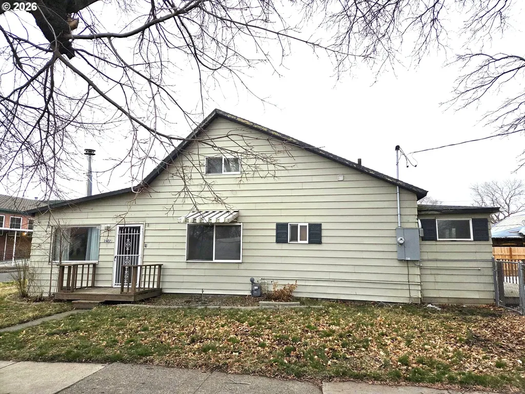 2402 N Spruce Street La Grande OR 97850