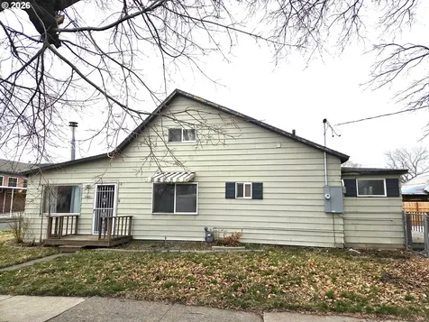 2402 N Spruce Street La Grande OR 97850