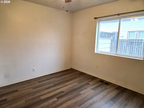 2402 N Spruce Street La Grande OR 97850