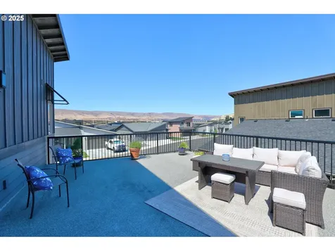 110 Southshore Avenue The Dalles OR 97058