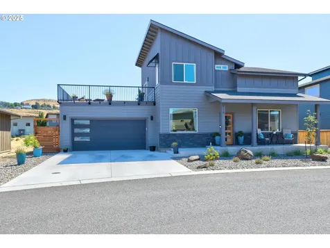 110 Southshore Avenue The Dalles OR 97058