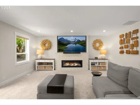 13687 SW Charleston Lane Portland OR 97224