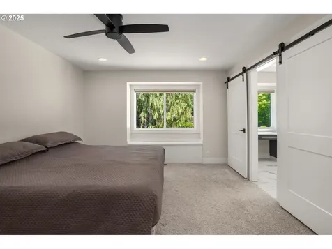 13687 SW Charleston Lane Portland OR 97224