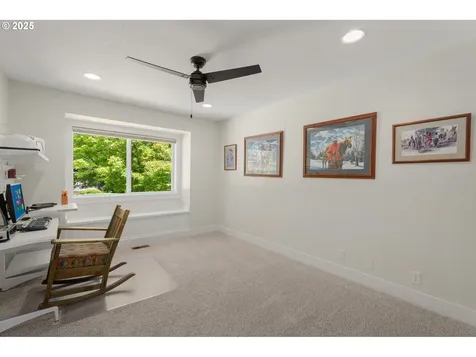 13687 SW Charleston Lane Portland OR 97224