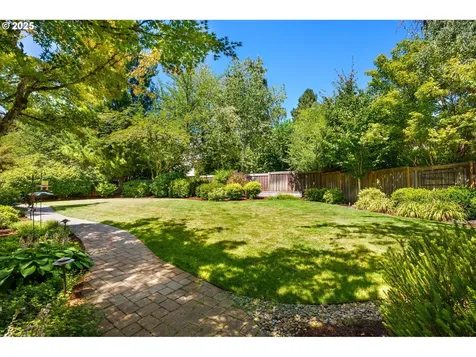 13687 SW Charleston Lane Portland OR 97224