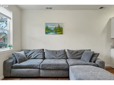 1863 SE Mulberry Avenue Dallas OR 97338