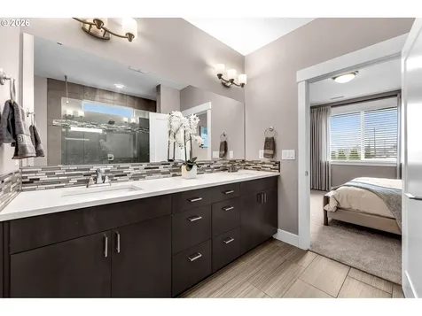 1601 S 46th Place Ridgefield WA 98642