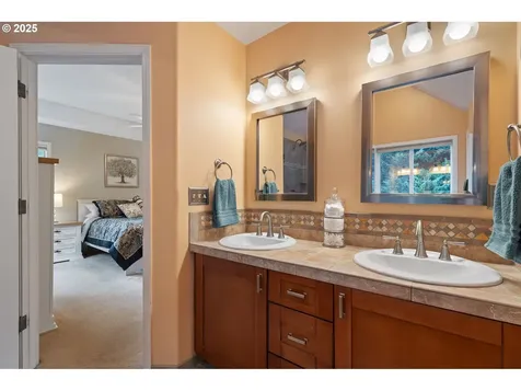 16640 SW Riverwood Place Tigard OR 97224