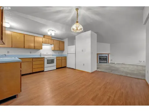 13834 SE Center Street Portland OR 97236