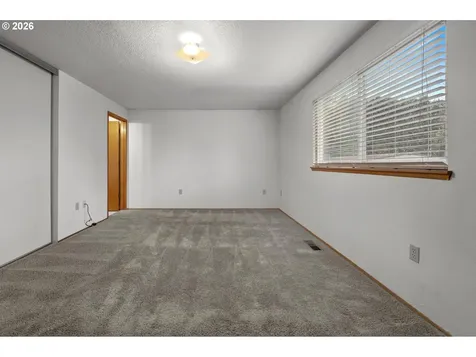 13834 SE Center Street Portland OR 97236