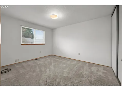 13834 SE Center Street Portland OR 97236