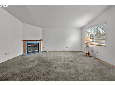 13834 SE Center Street Portland OR 97236