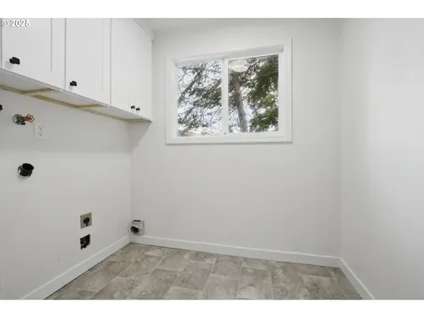 7195 SW Lara Street Portland OR 97223