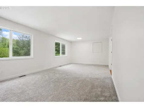 7195 SW Lara Street Portland OR 97223