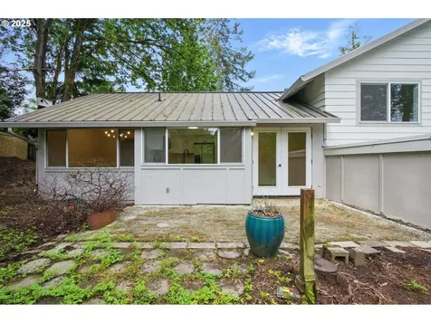 7195 SW Lara Street Portland OR 97223