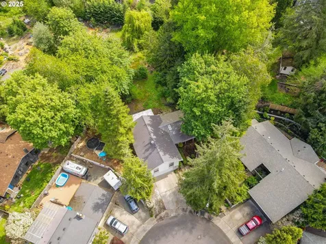 7195 SW Lara Street Portland OR 97223