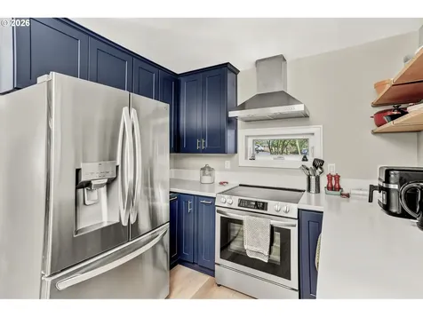 8625 SW 10th Avenue Portland OR 97219