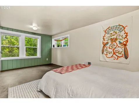 8625 SW 10th Avenue Portland OR 97219