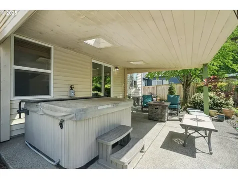 22115 SW Hines Place Sherwood OR 97140