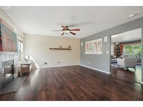 22115 SW Hines Place Sherwood OR 97140