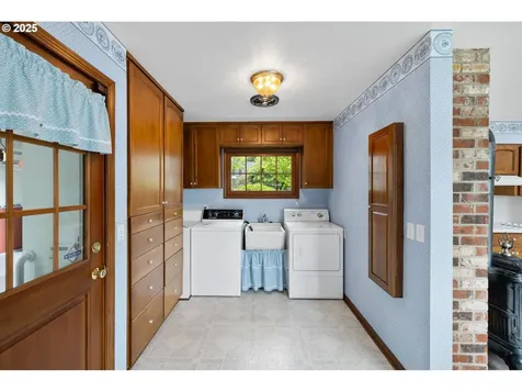 780 NW Wallula Avenue Gresham OR 97030