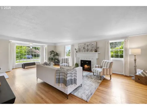 780 NW Wallula Avenue Gresham OR 97030