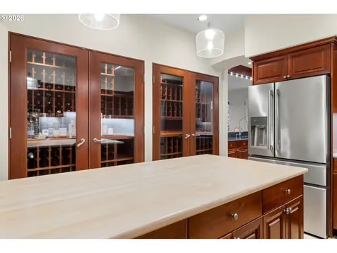 1616 S Greenwood Road Portland OR 97219