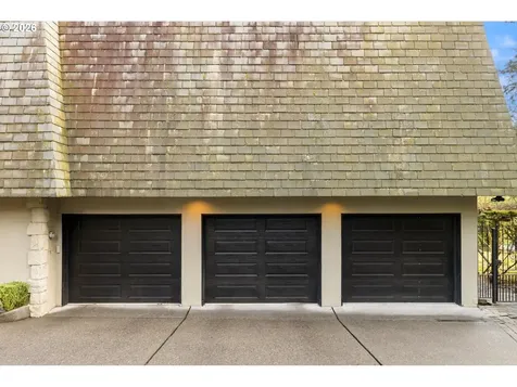 1616 S Greenwood Road Portland OR 97219