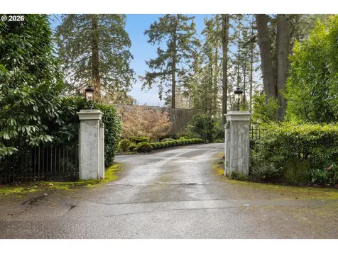 1616 S Greenwood Road Portland OR 97219