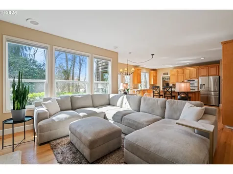 5666 Grand Oaks Drive Lake Oswego OR 97035