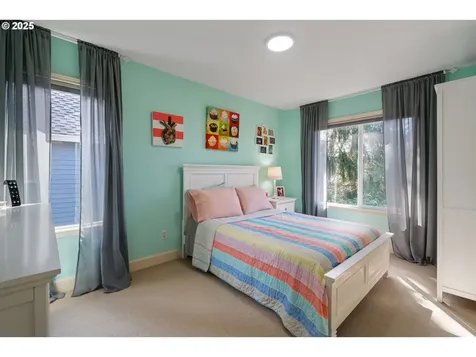 5666 Grand Oaks Drive Lake Oswego OR 97035