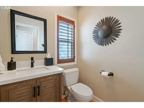5666 Grand Oaks Drive Lake Oswego OR 97035