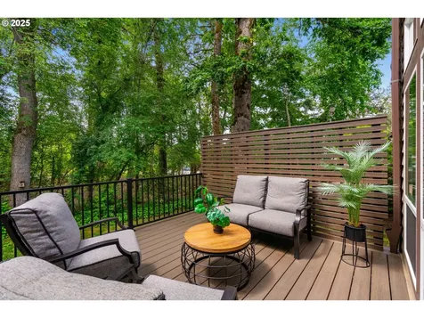 5666 Grand Oaks Drive Lake Oswego OR 97035