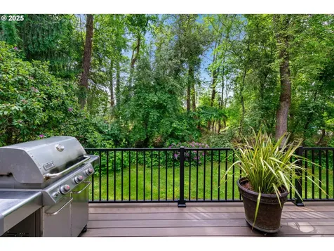 5666 Grand Oaks Drive Lake Oswego OR 97035