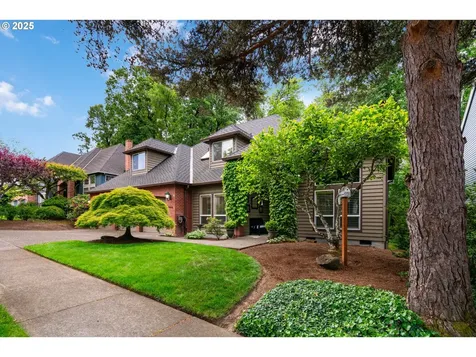 5666 Grand Oaks Drive Lake Oswego OR 97035