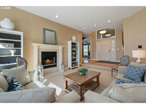 5666 Grand Oaks Drive Lake Oswego OR 97035